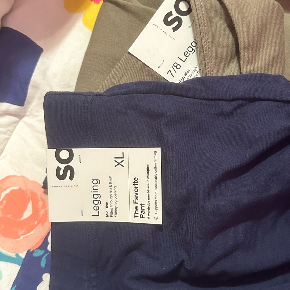 Women’s leggings size XL